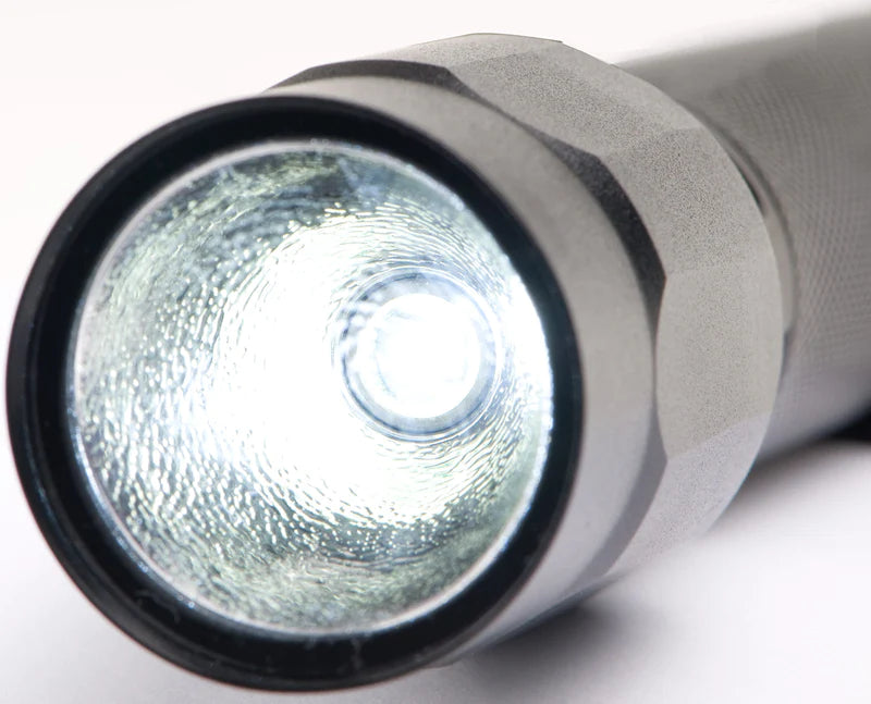 FLASHLIGHT TACTICAL 3V 15.7CM BLACK